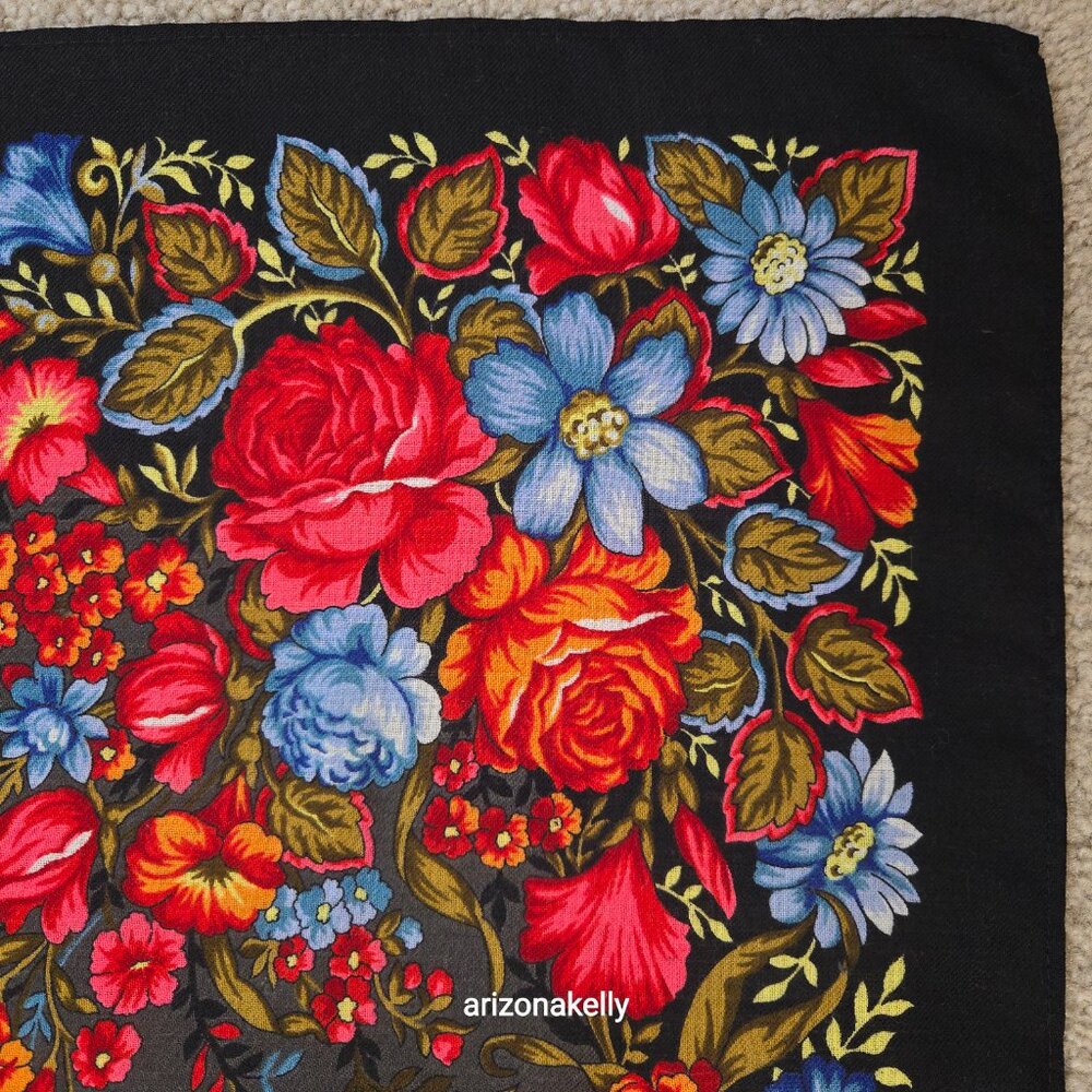 NWOT Pavlovo Posad Wool Square Scarf Vibrant Floral Design - Picture 3 of 14